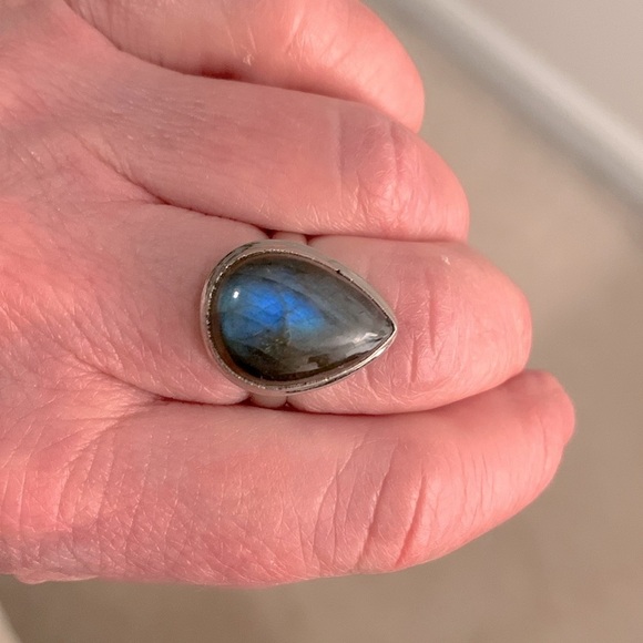 Labradorite ring - Picture 3 of 8